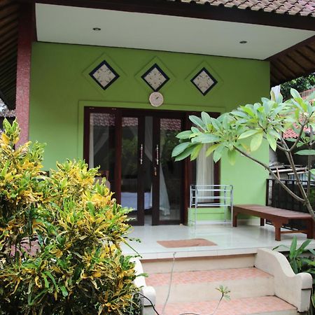 Taman Sandat Amed Exteriör bild