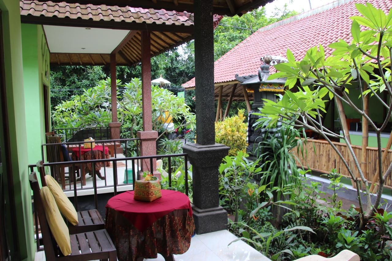Taman Sandat Amed Exteriör bild