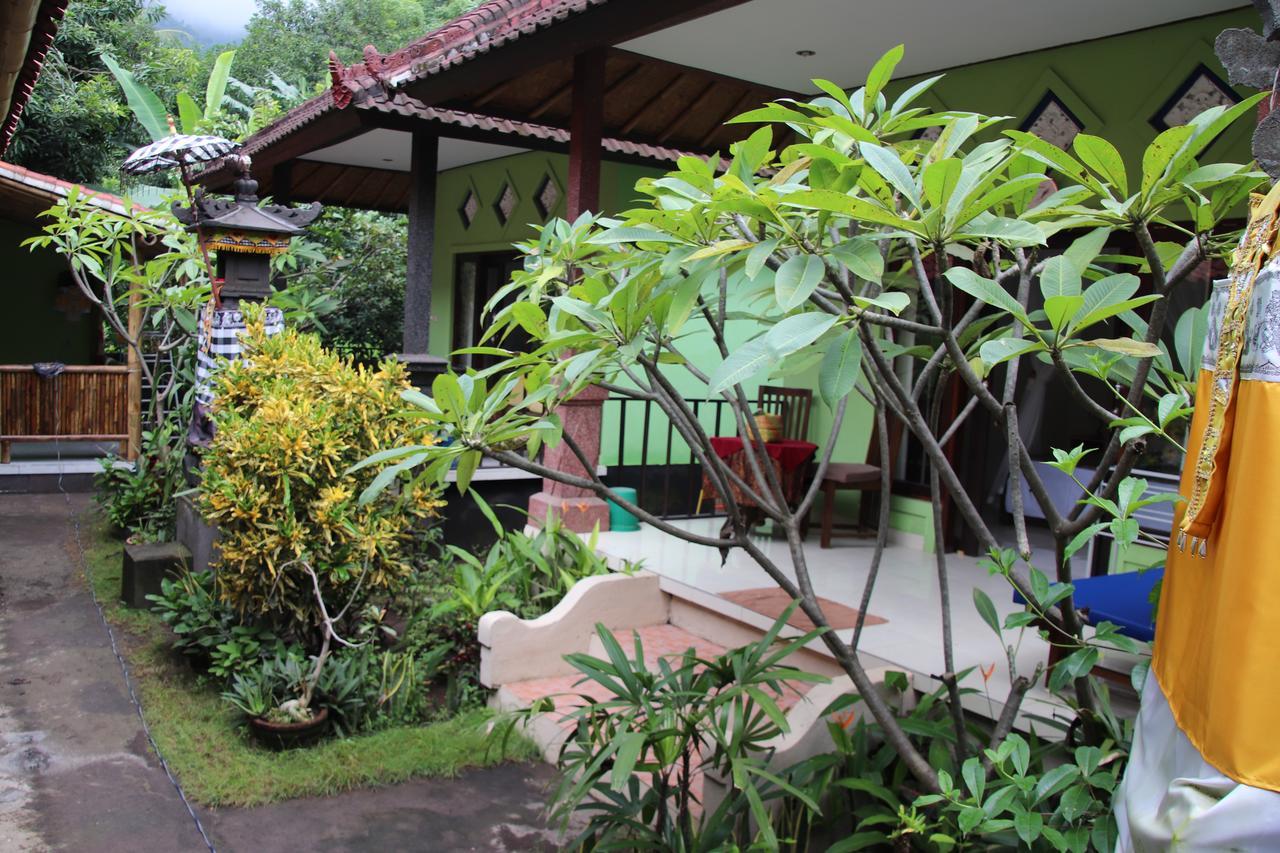 Taman Sandat Amed Exteriör bild